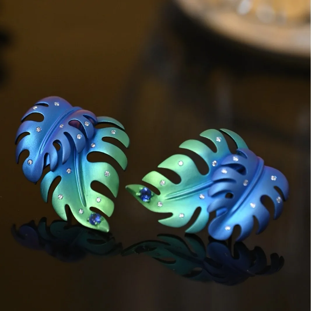

titanium leaf stud earring allergy free colorfast MIYI