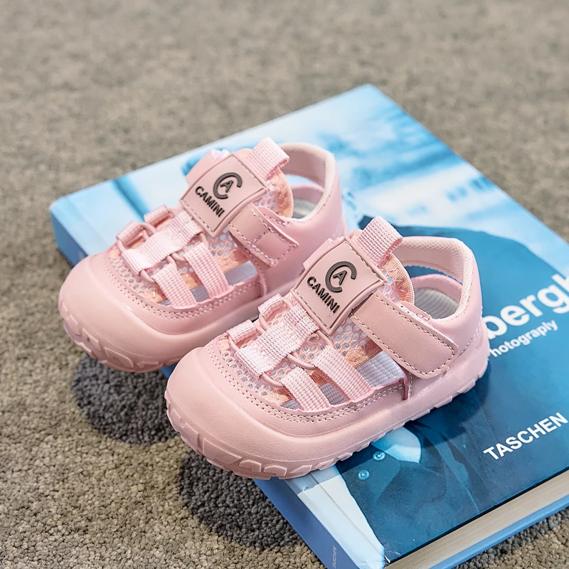

Baby Beach Shoes Toes Capped Non-slip Toddler Walking Shoes Soft Bottom 2026 Summer New Kids Sports Sandals Versatile Casual