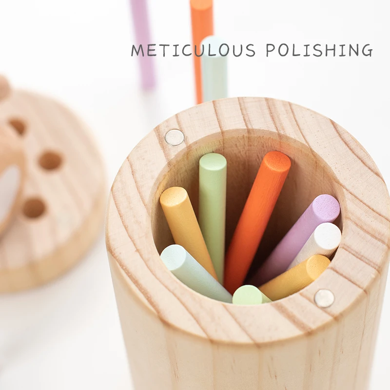 Houten kleurrijke evenwichtsstokken Speelgoed Kenmerken diverse gekleurde stokken en dobbelstenen Kinderen oefenen met de hand-oogcoördinatie tijdens het balanceren