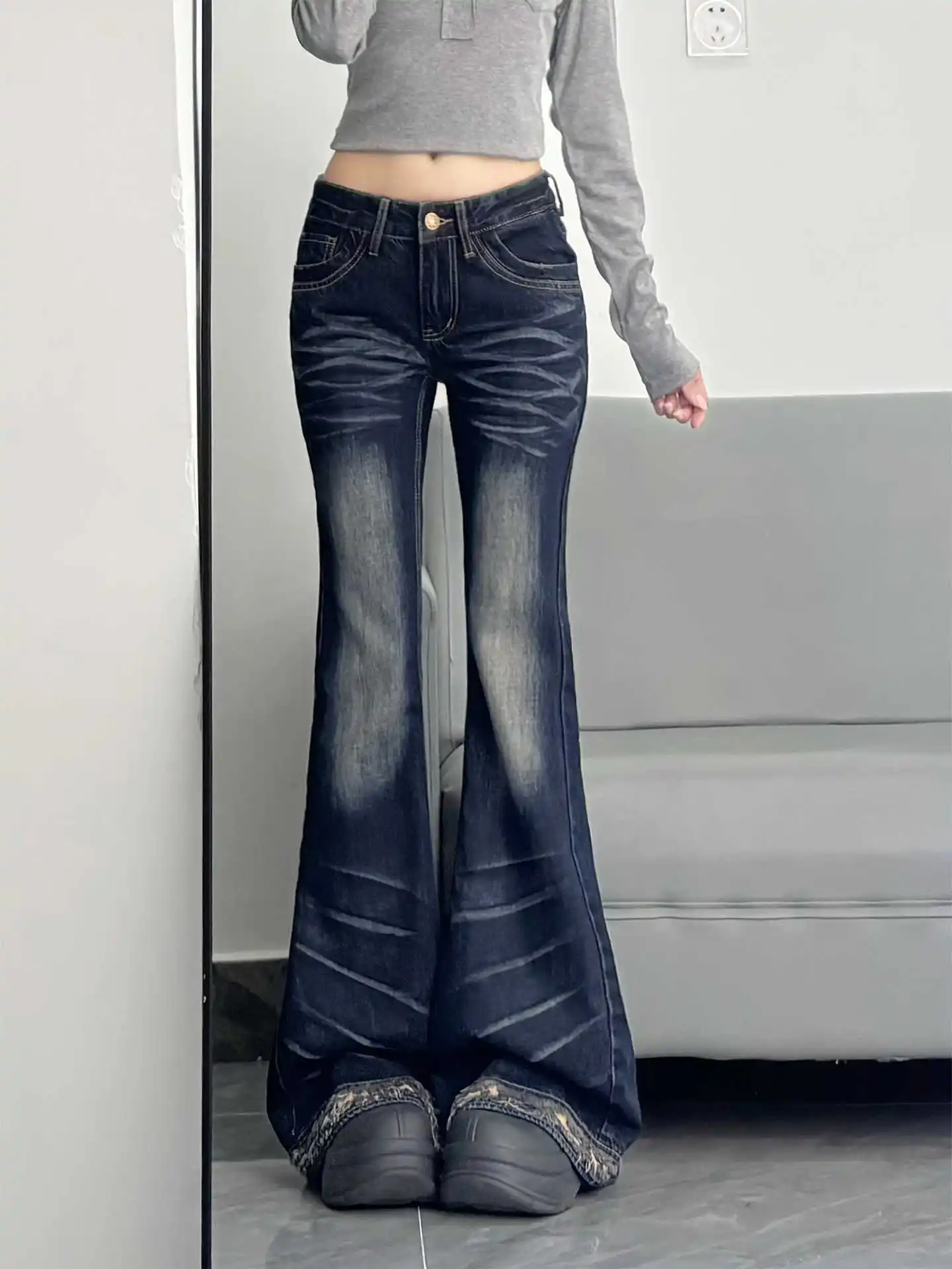 Осень-зима 202, женские американские ретро-низкие синие уличные джинсовые брюки-клеш 2000-х годов Y2k, узкие джинсы в сложенном виде, расклешенные джинсы
