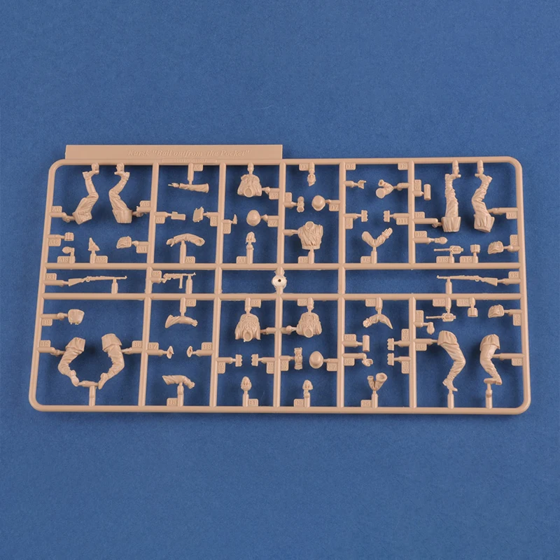 Trumpeter kunststof geassembleerde modelbouwset 84417 Kursk "Noodredding" 1/35