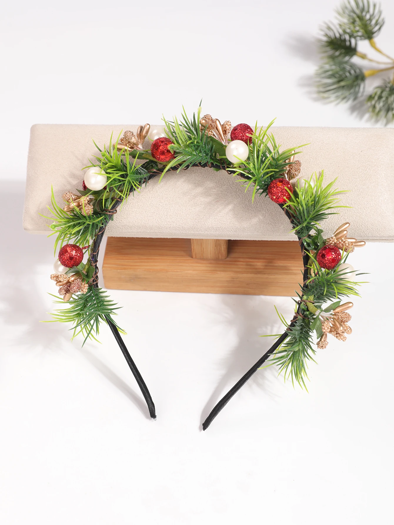 عصابة رأس لؤلؤية من فرع الصنوبر لعيد الميلاد، عصابة رأس مزخرفة رائعة للحفلات الاحتفالية، أغطية رأس لعيد الميلاد باللونين الأحمر والأخضر على طراز الغابة #3