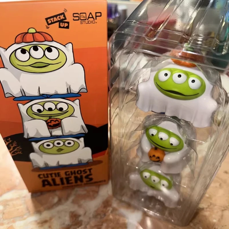 

Disney Cartoon Pixar Alien Series Of Ghosts And Elves Layered Action Figure statue Desktop Pvc Model Glow at night Ornaments Toy