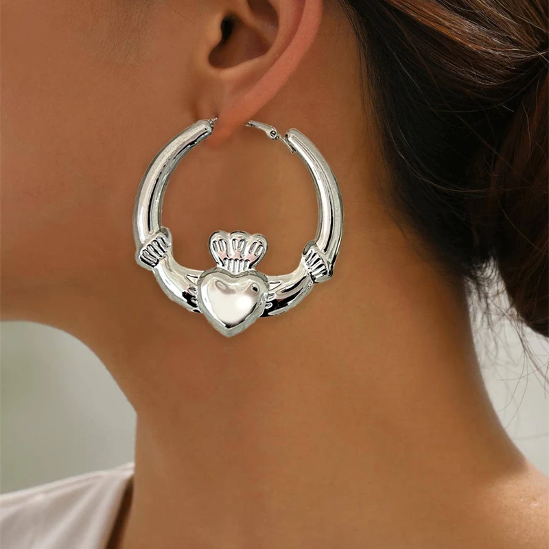 1 Paar Advanced Sense Herz-Creolen für Damen und Mädchen, einfache modische Ohrringe, Schmuckzubehör, Valentinstagsgeschenke – Detail 3