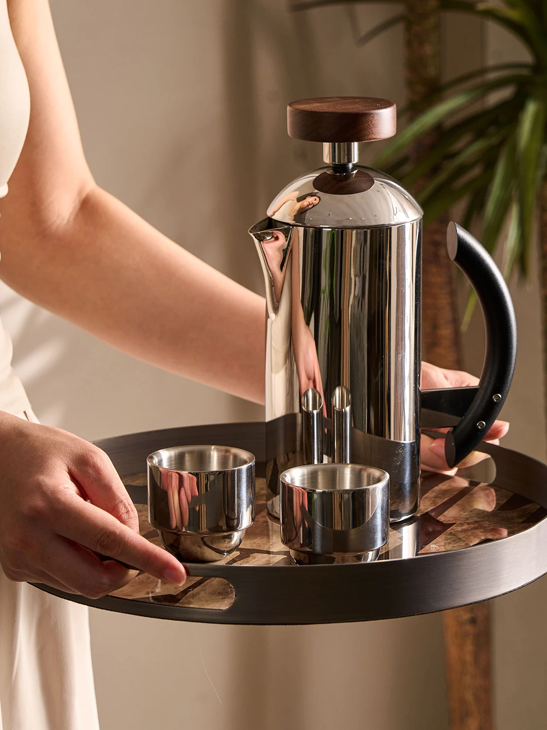 

Современный роскошный металлический чайный набор для демонстрационных залов, отелей, кофеен, B&B, мягкий декор, украшения для гостиной, декоративные аксессуары