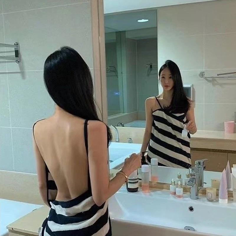 Striped Strappy Bath Towel for Women,backless Design,sexy and Fashionable.Coral Fleece Wearable Bath Towel,soft and Quick-drying