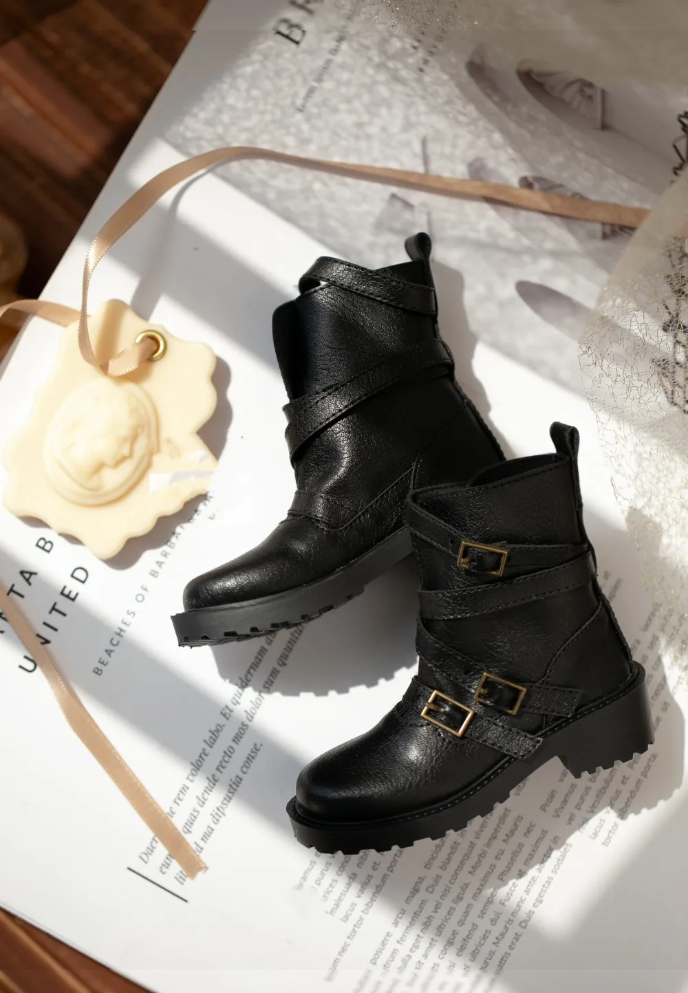 

BJD Doll shoes suitable for 1/3 size man black vintage platform Brit-inspired Doc Doll accessories