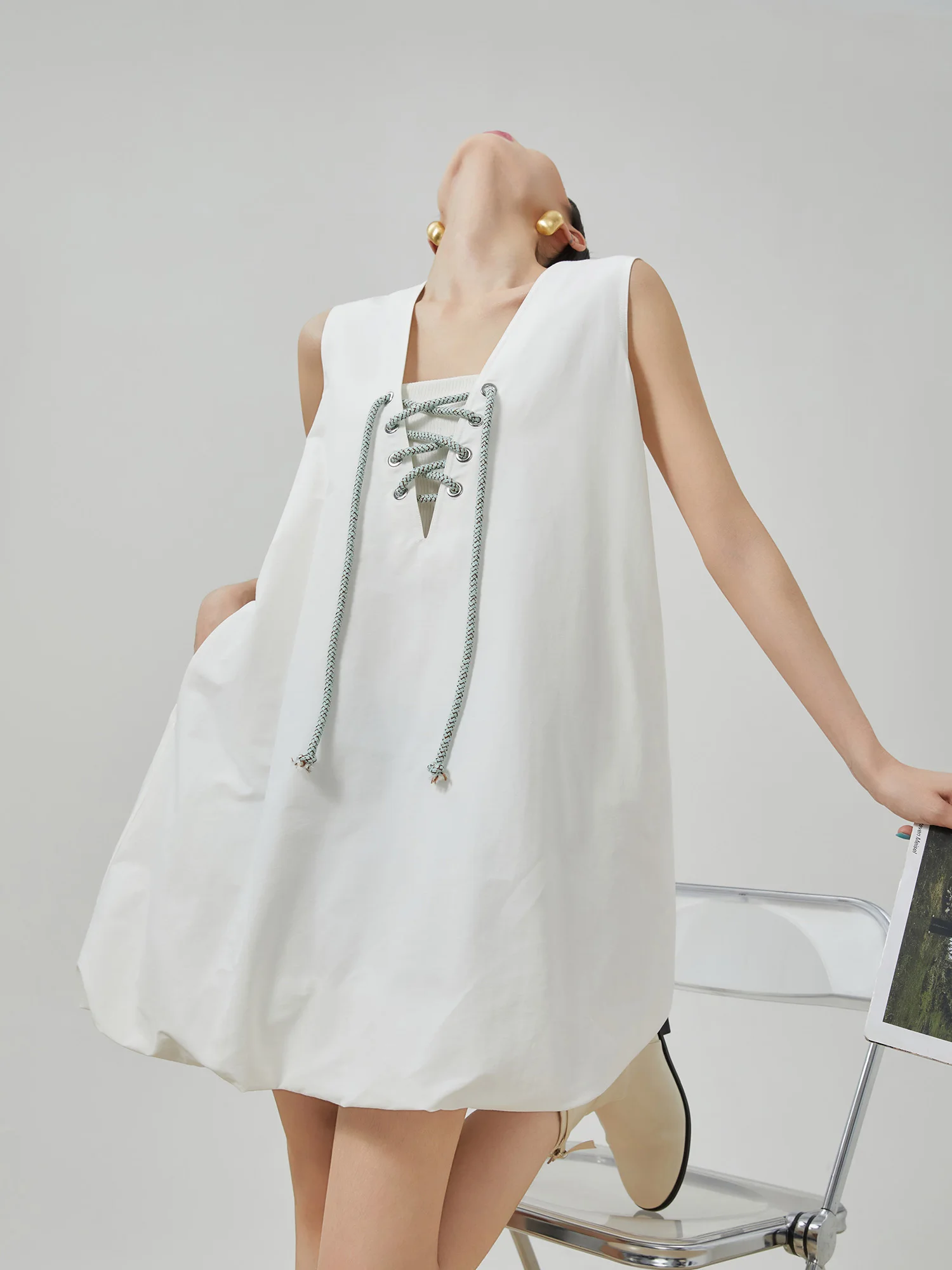 

Casual V-Neck Sleeveless White Dress Women's Summer A-Line Skirt Loose Belted Vest Flower Bud Skirt City Commute H-Shape