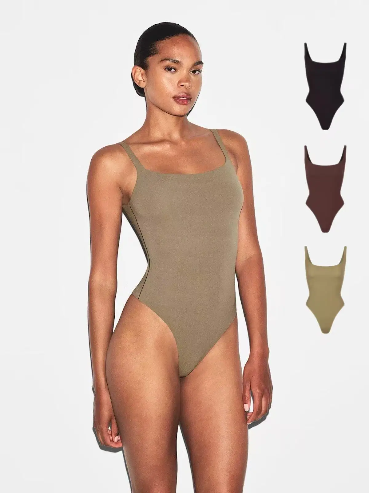 26SS KIM FITS EVERYBODY Mono sin mangas con cuello en V y corte halter