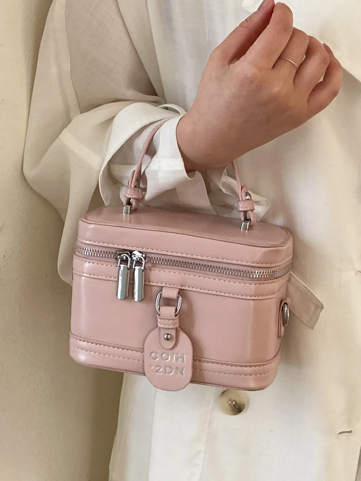 Classic Texture Burgundy Small Square Bag Women New Retro Fashion Letter Design Zipper Shoulder Bag Chic Commuter Crossbody Bags