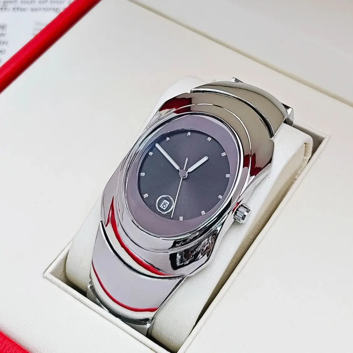 ساعة Y2K على شكل خاص للرجال، ساعة كوارتز أصلية غير بلوطية عصرية ذات ثقب دودة شخصية راقية مقاومة للماء #3