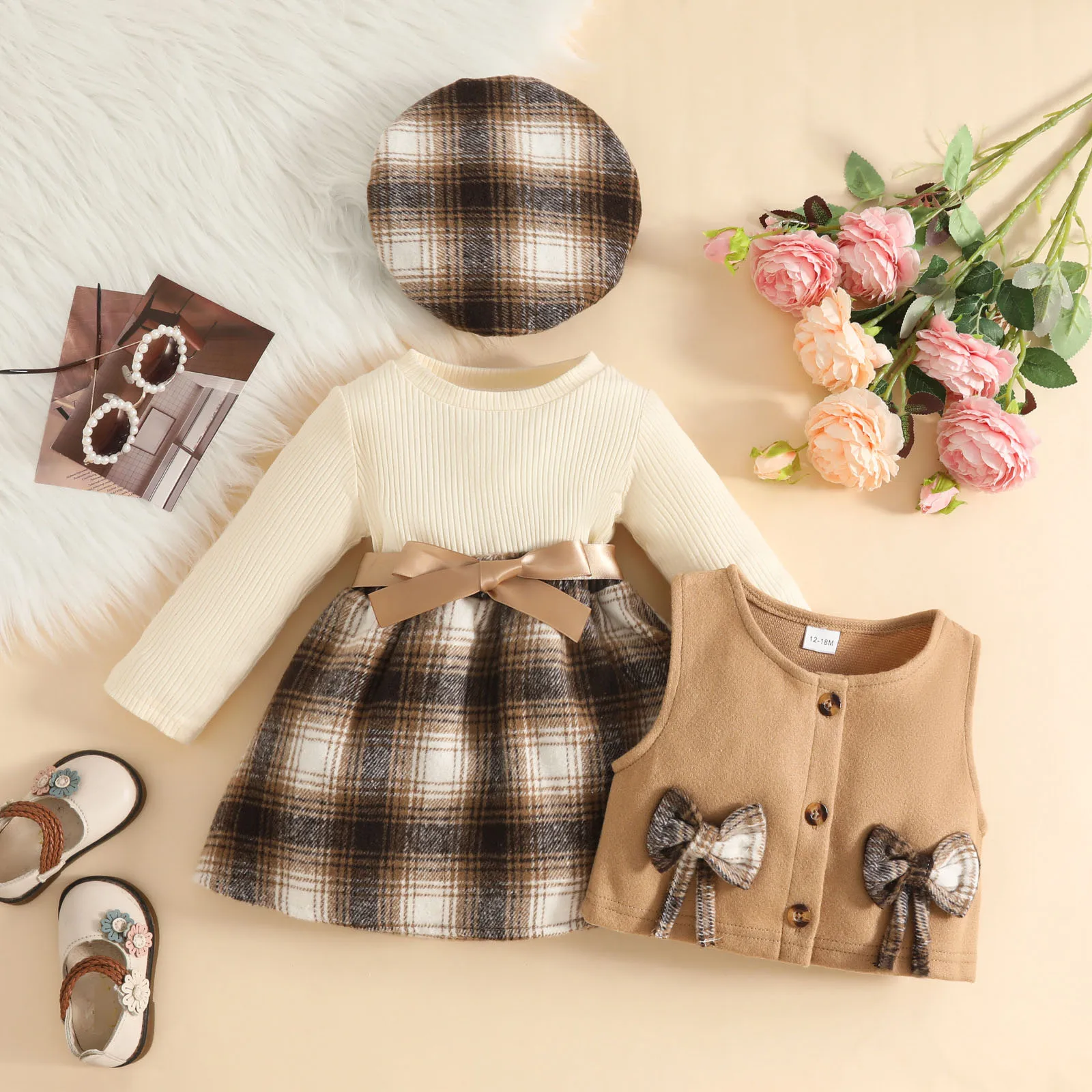 

Baby Girl Dress 2025 Girls Comfortable And Fashionable Dresses Bow Tie Vest Beret Three Piece Set Cute Kids Party Apparel New