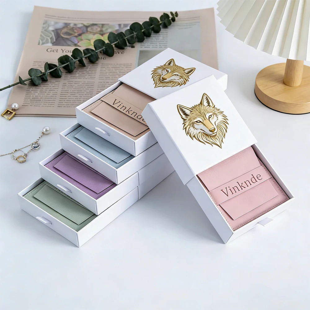 

Customized White Drawer Box for Jewelry Wedding Gift Packaging Jewellry Flap Bag Organizer for Rings Earrings Necklaces Bracelet