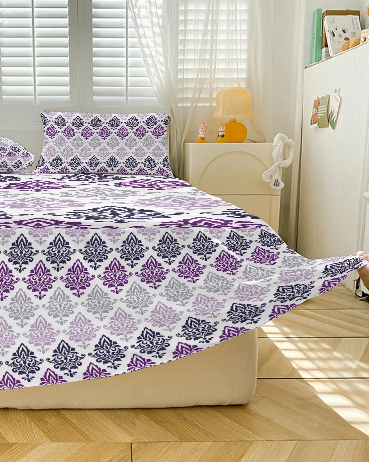 Imagem -05 - Elástica Equipada Colcha com Fronhas Padrão de Luxo Gradiente Roxo Saia Cama Capa de Colchão Cama Lençol