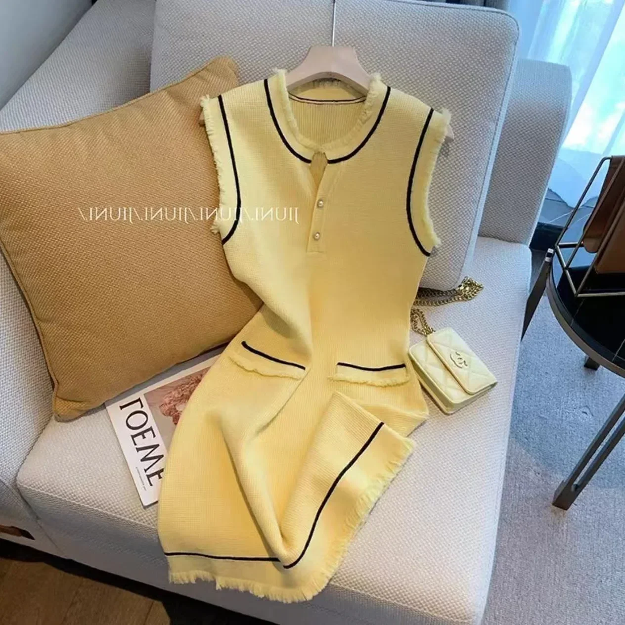 

Elegant Yellow Sleeveless Dress Women's Fashion Spring Summer New Style Slimming Skirt Ins Small Fragrance Style Dress