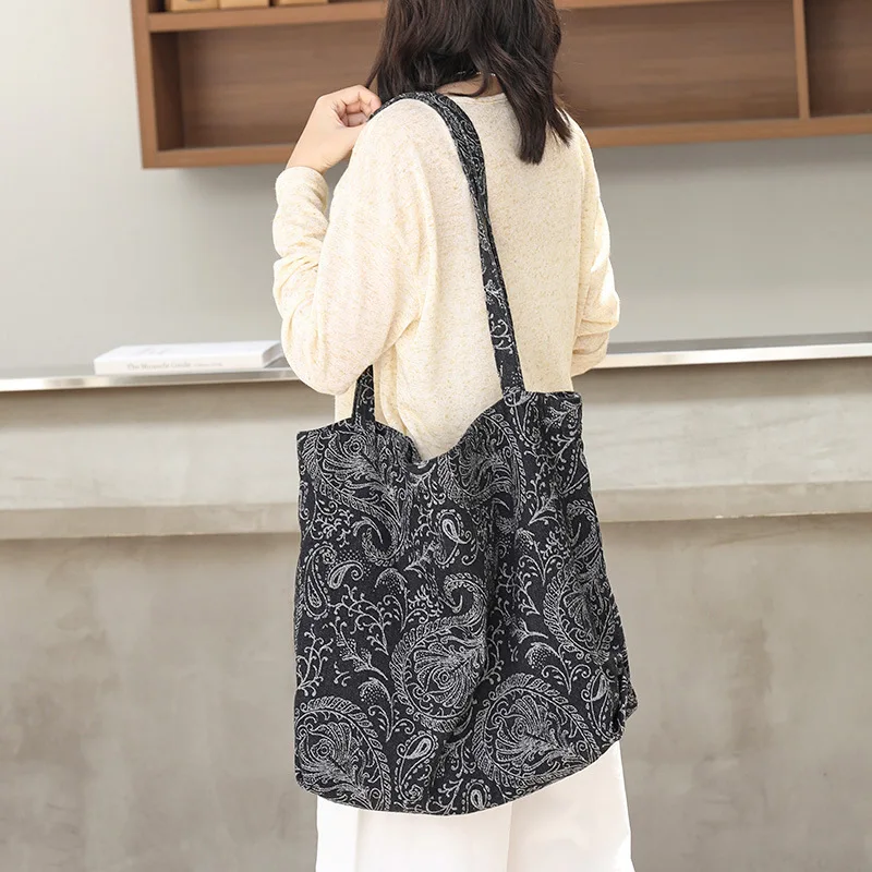 

YIFAN Retro France Style Shoulder Bag Chic Fashion Floral Crossbody Bag for Girl High Capacity Canvas Storage Bag