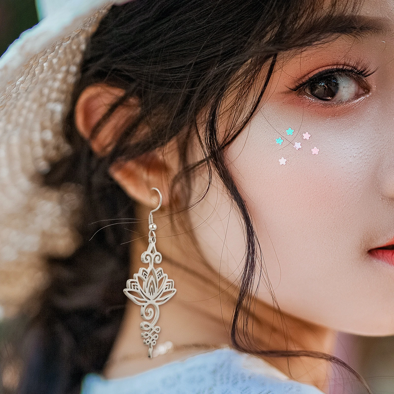 

Lotus Flower Dangling Earrings Stainless Steel Floral Drop Earrings For Women Girls Elegant Comfortable Daily Wear Formal
