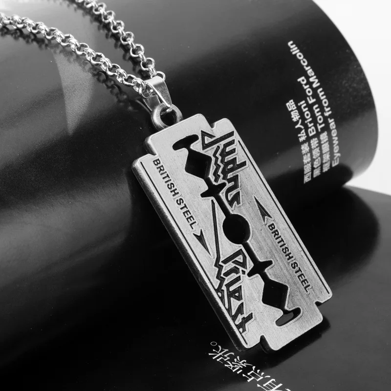 New Fashion Stainless Steel Razor Blade Necklace Men Hip Hop Enamel Metal Pendant Jewelry For Judas Priest Gift