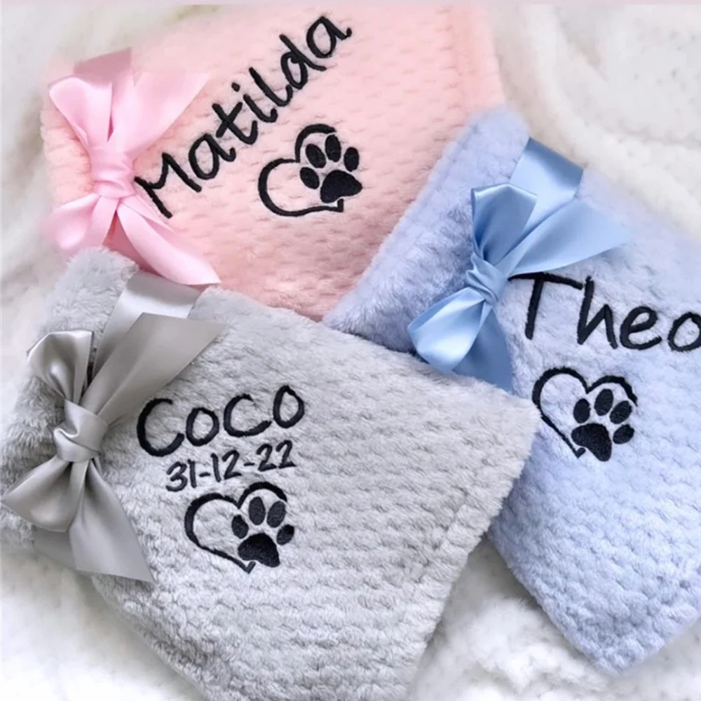 

Personalized Dog Blanket Embroidered Name Dog Blanket Cute Puppy Blanket Cat Blanket Paw Print Blanket Custom Soft Pet Blanket