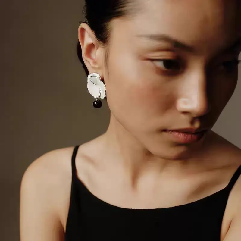 

Jenny&dave Black Agate Pearl Geometric Spherical Earring, Big Beak Parrot Earring Jewelry Earrings Women's Earrings Ear Cuffs