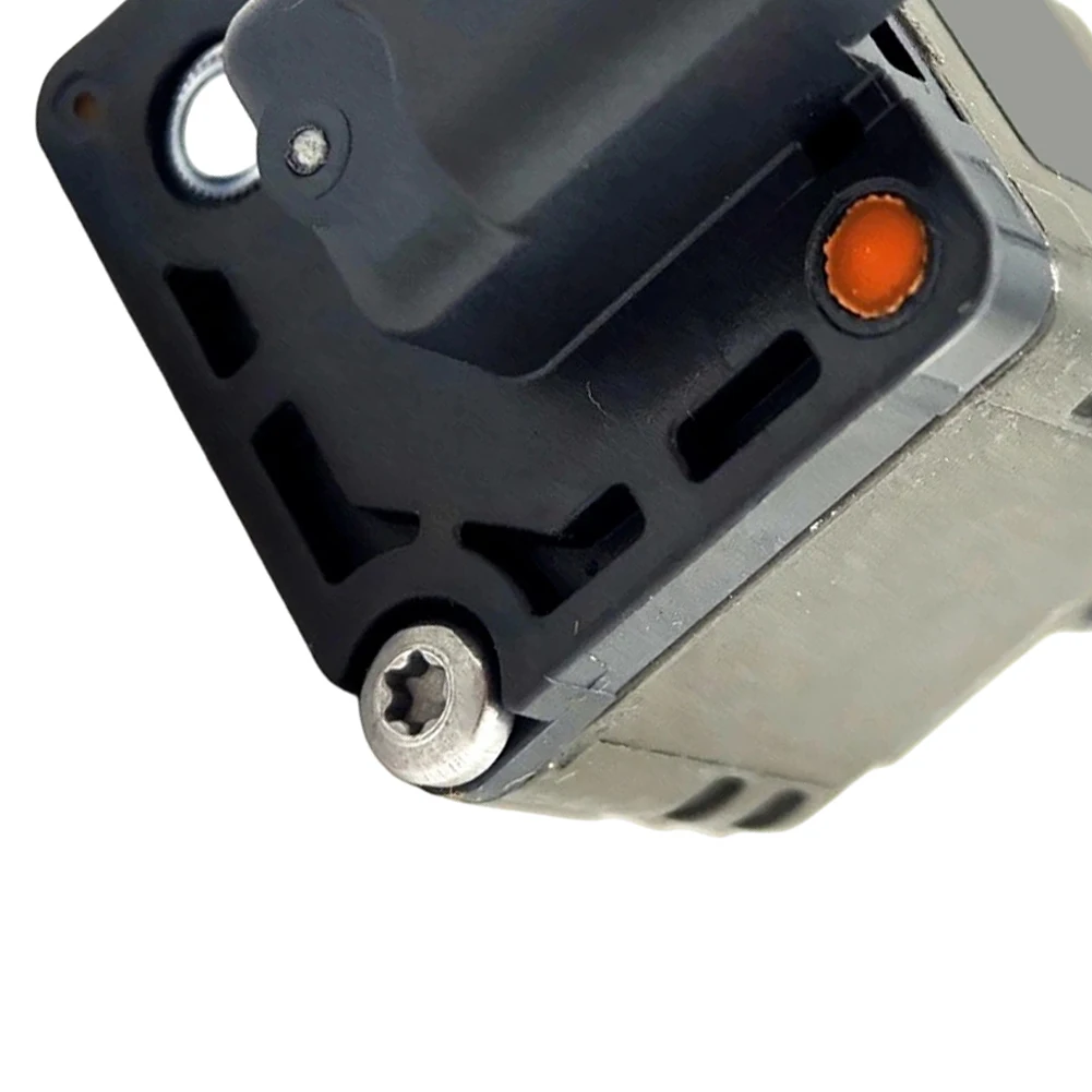 Black Surround View Camera High-strength ABS Material Direct Replacement Design 12V Voltage System For Parking Assistance