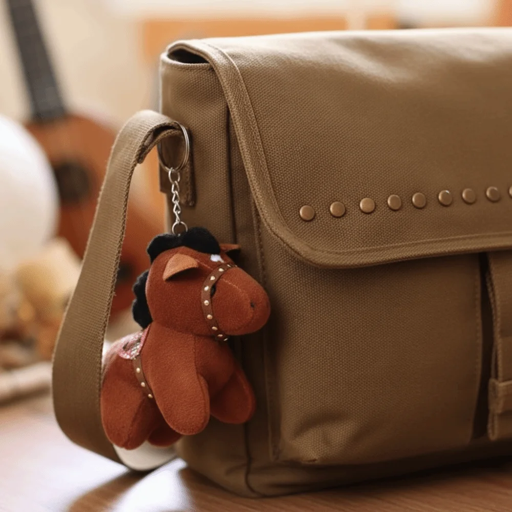 ตุ๊กตาห้อยกระเป๋า รูปม้าการ์ตูน สไตล์จีน ตุ๊กตาม้าขนนุ่ม พวงกุญแจม้า ตุ๊กตาม้า ของตกแต่งกระเป๋า ตุ๊กตาม้าประจำปีนักษัตร