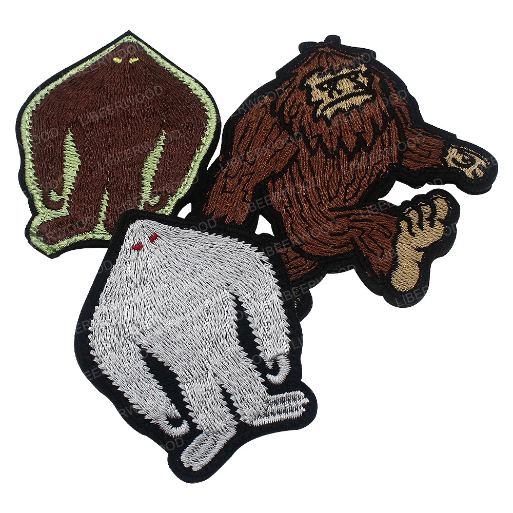 جبل المتأنق كبير القدم التطريز بولي كلوريد الفينيل التصحيح إخفاء وسعى خدمة الغابات شارة Sasquatch مع هوك شعار التكتيكية لحقيبة الظهر