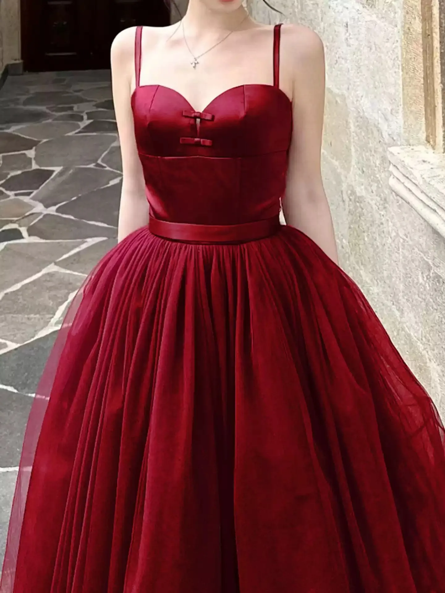 فستان حفلة موسيقية عنابي سباغيتي طول الشاي فستان الحفلات الكرة ثوب سستة / الدانتيل متابعة الظهر فستان الحفلات الصيفية