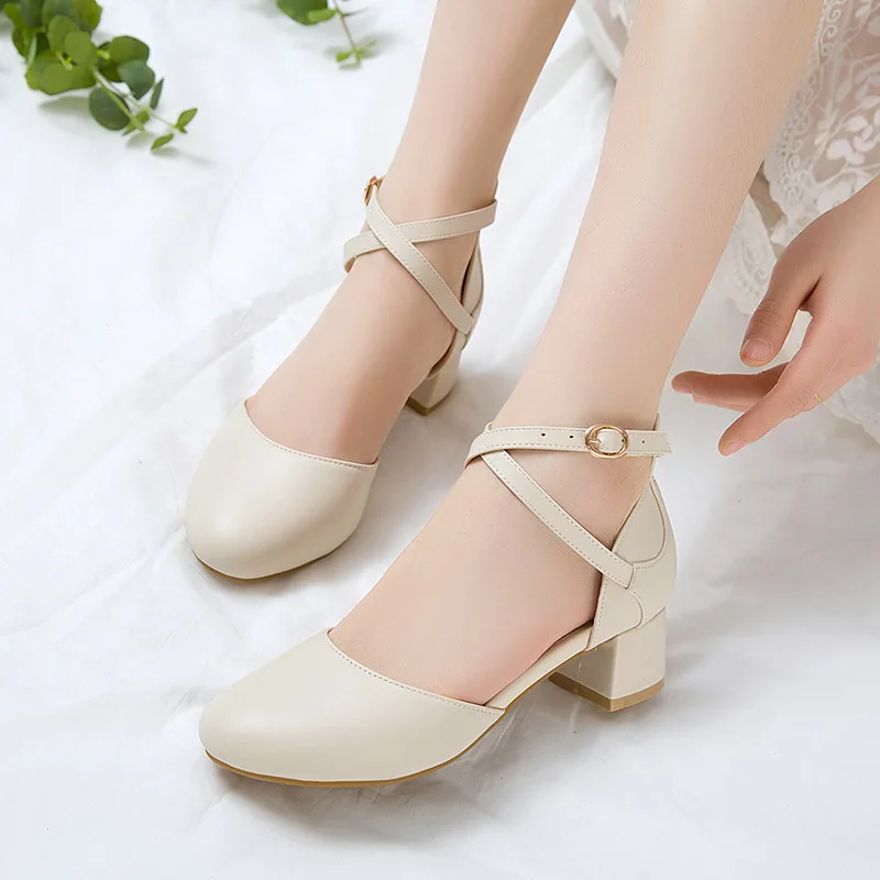Zapatos de tacón alto para niña, calzado blanco de moda para boda, fiesta de novia de 4CM, cabeza redonda, poco profundos, talla grande 30-43