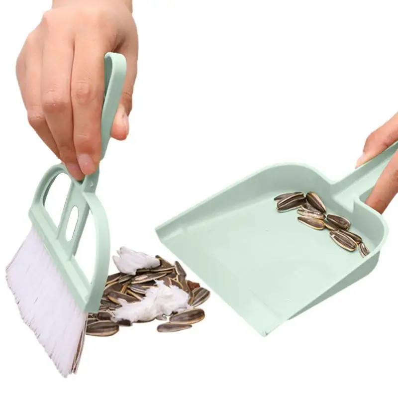 Desktop Sweep Cleaning Brush Cat Hamster Dustpan Small Broom Set Pet Cleaning Tools Rabbit Pooper Scooper Cleaning Tools