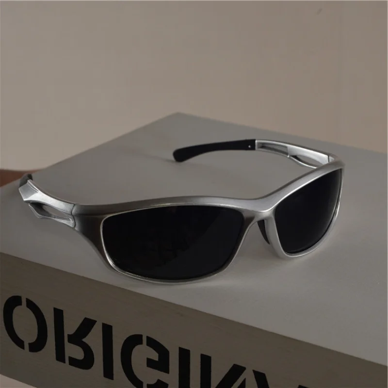 

Future Technology Silver Polarized Sunglasses Hip Hop Bounce Di Sunglasses