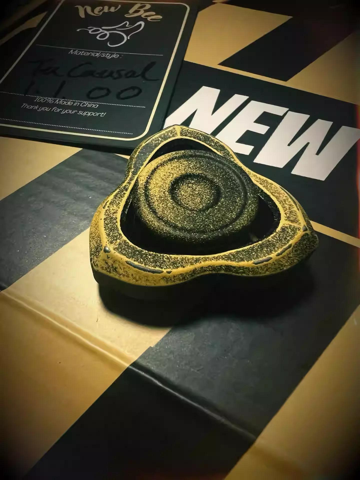 

Small Bee Gyroscope Tungsten Body Titanium Pair Lock Bumblebee 2 Off