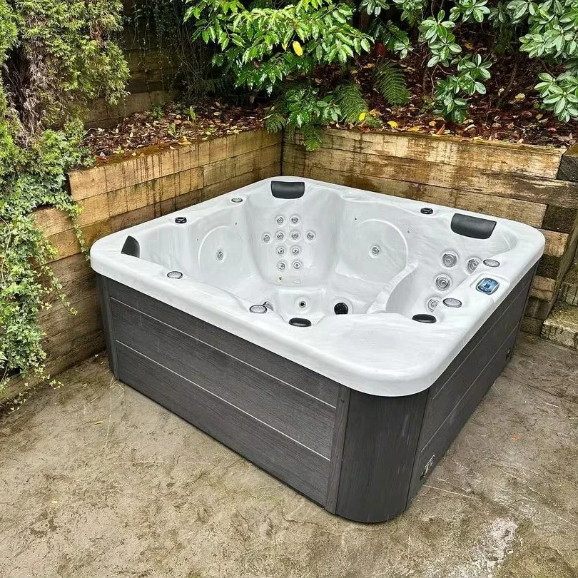 

Spa Tubs Whirlpool Bathtubs Massage Modern Hot Tub Cheap 5 Person Outdoor Freestanding Villa Led Light Massager 2KW