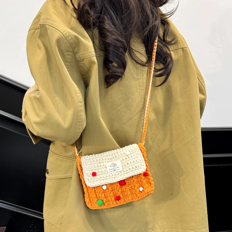 

Новая женская вязаная сумка через плечо: милая маленькая сумка-кроссбоди для телефона с мягкими меховыми деталями, модная женская сумка