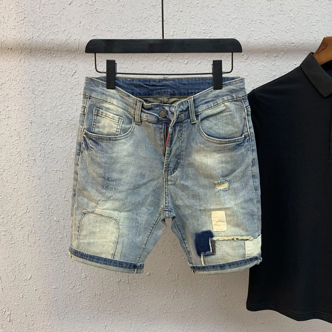 

Trendy Patchwork Denim orts for Men Faionable Ripped Five-Quarter Loose Fit Straight Leg Jeans Casual Summer Wear