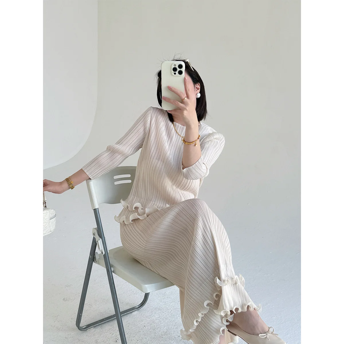 

Miyake Folds 2026 New French Three-dimensional Texture Sense Irregular Herringbone Wave Suit Female Elegant Two-piece Suit