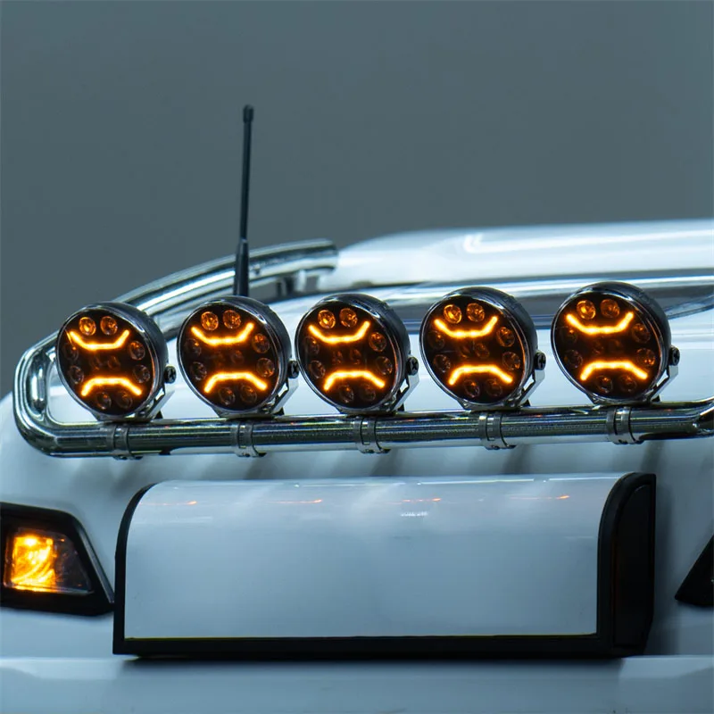 

1:14th Scale LED 5V Spotlight Roof Lights for Tamiya RC Truck SCANIA 770S R620 VOLVO BENZ Arocs MAN TGX Car Accessories