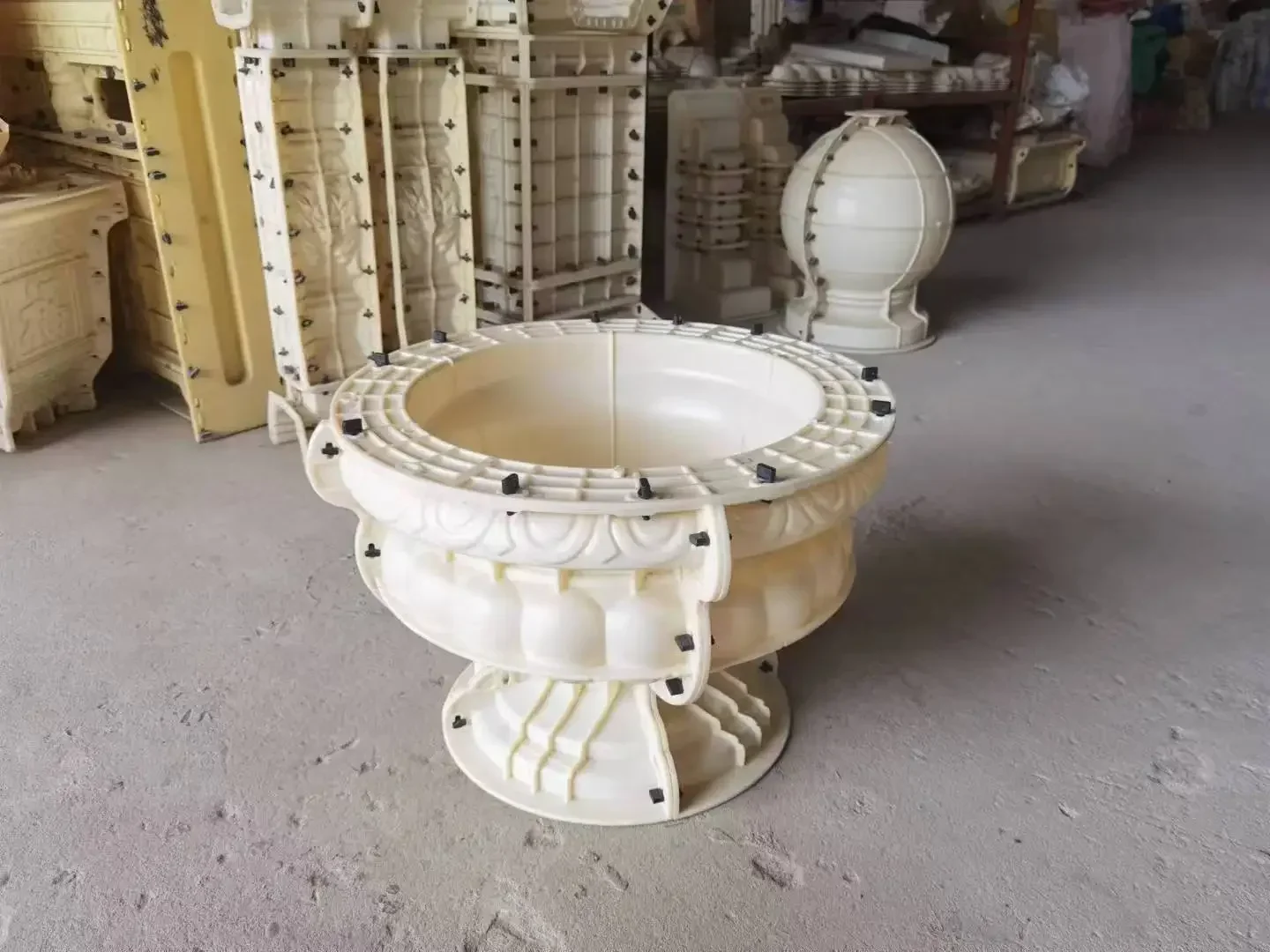 Reazone ABS جودة عالية قطر 60 سنتيمتر البلاستيك قوالب زراعة أصيص الخرسانة مسبقة الصنع للبيع