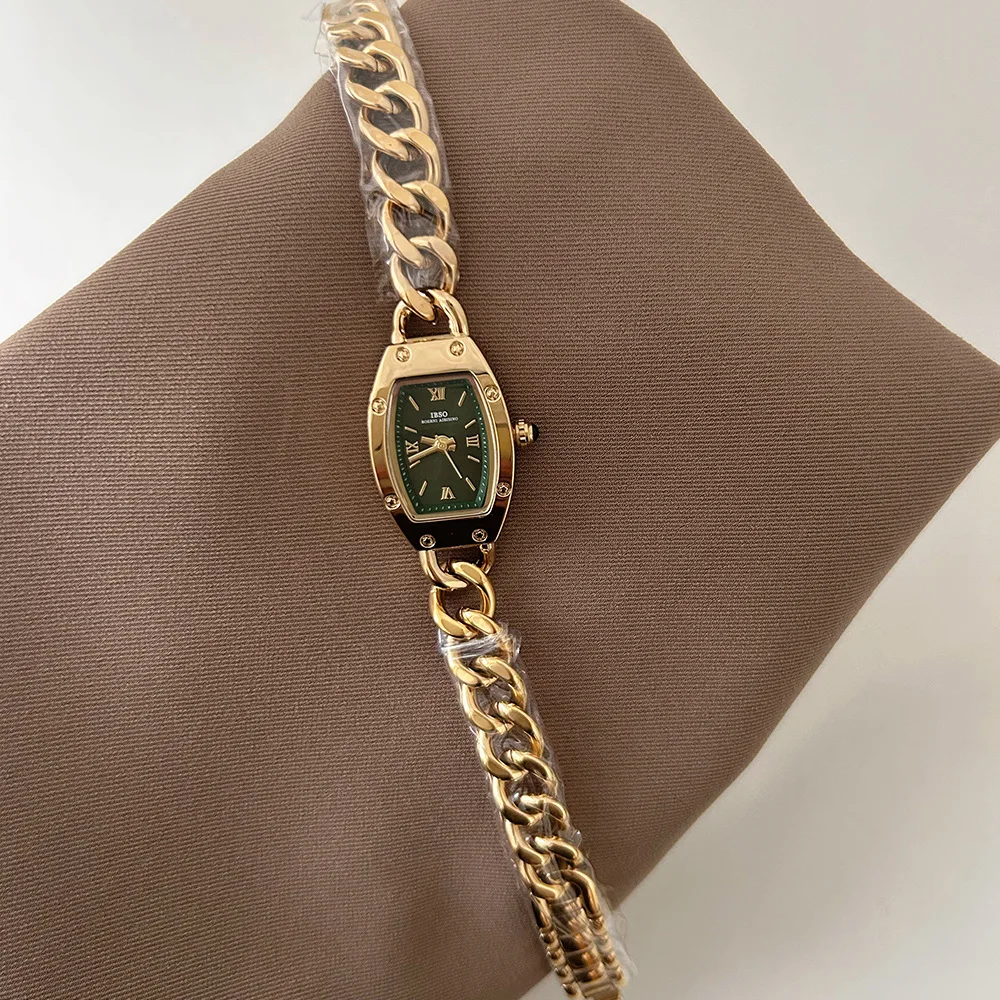 

New Bracelet Watch, Stylish Tonneau-Shaped Small Dial Women'S Wristwatch, Exquisite Women'S Watch, Women'S Accessory.