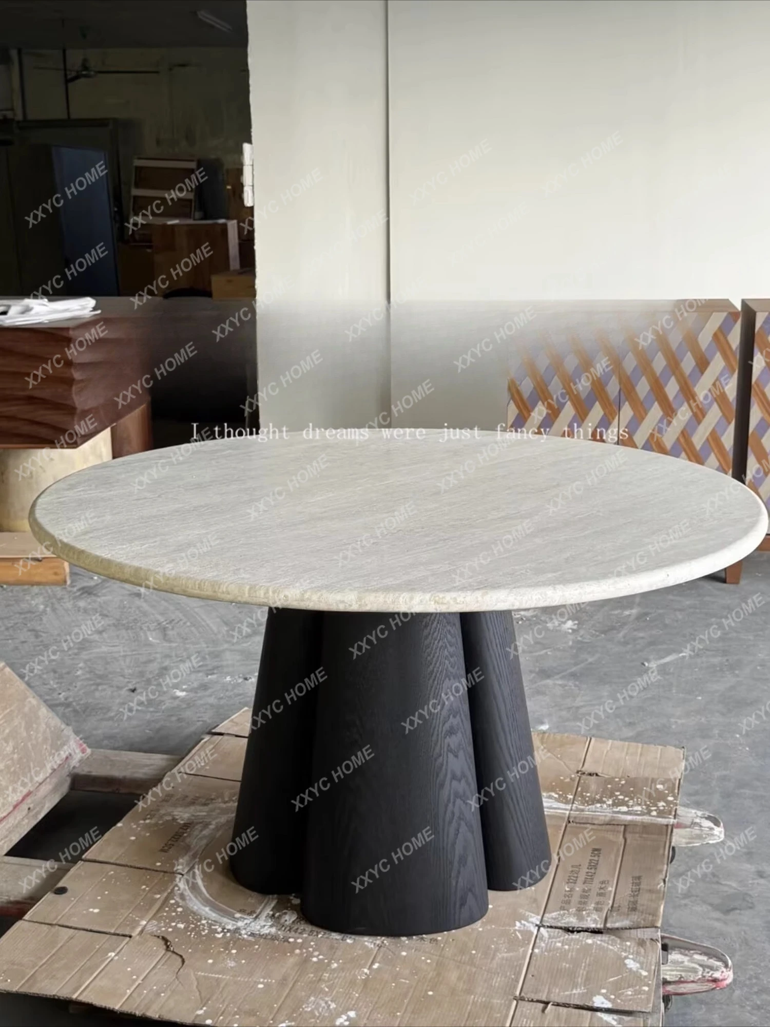 

Стол обеденный LXMedieval из массива дерева в ретро-стиле, круглый, с натуральным мраморным покрытием, для дома, из травертина.