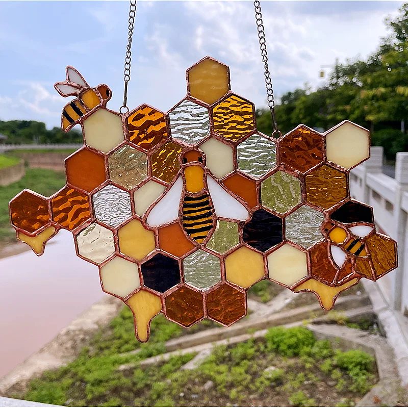 

Honeycomb Ornament Cartoon Bee Creative Personality Color Farm Garden Yard Acrylic Home Decoration Window Pendant