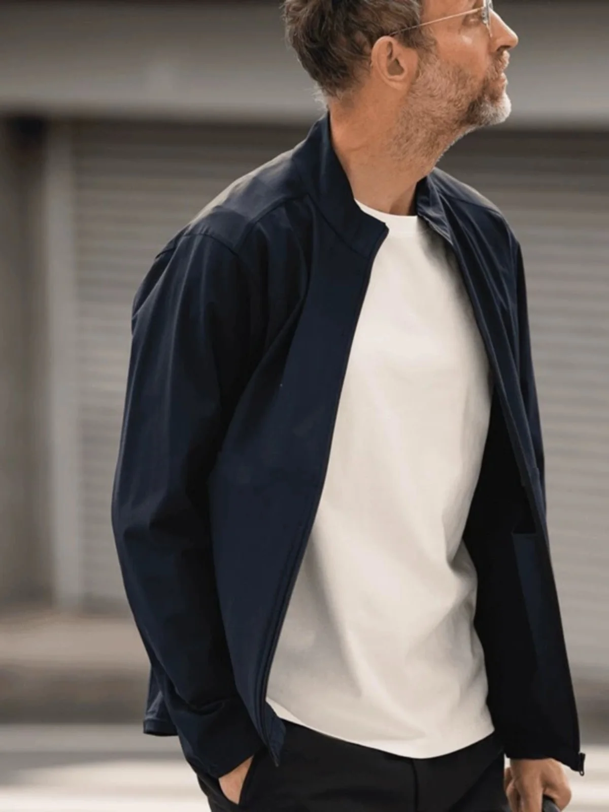 

Leavo Johnson Laser Hole Light Luxury Jaet Breathable UPF50 Sunscreen Thin Coat for Youth Summer Daily Long Sve Stand Co...