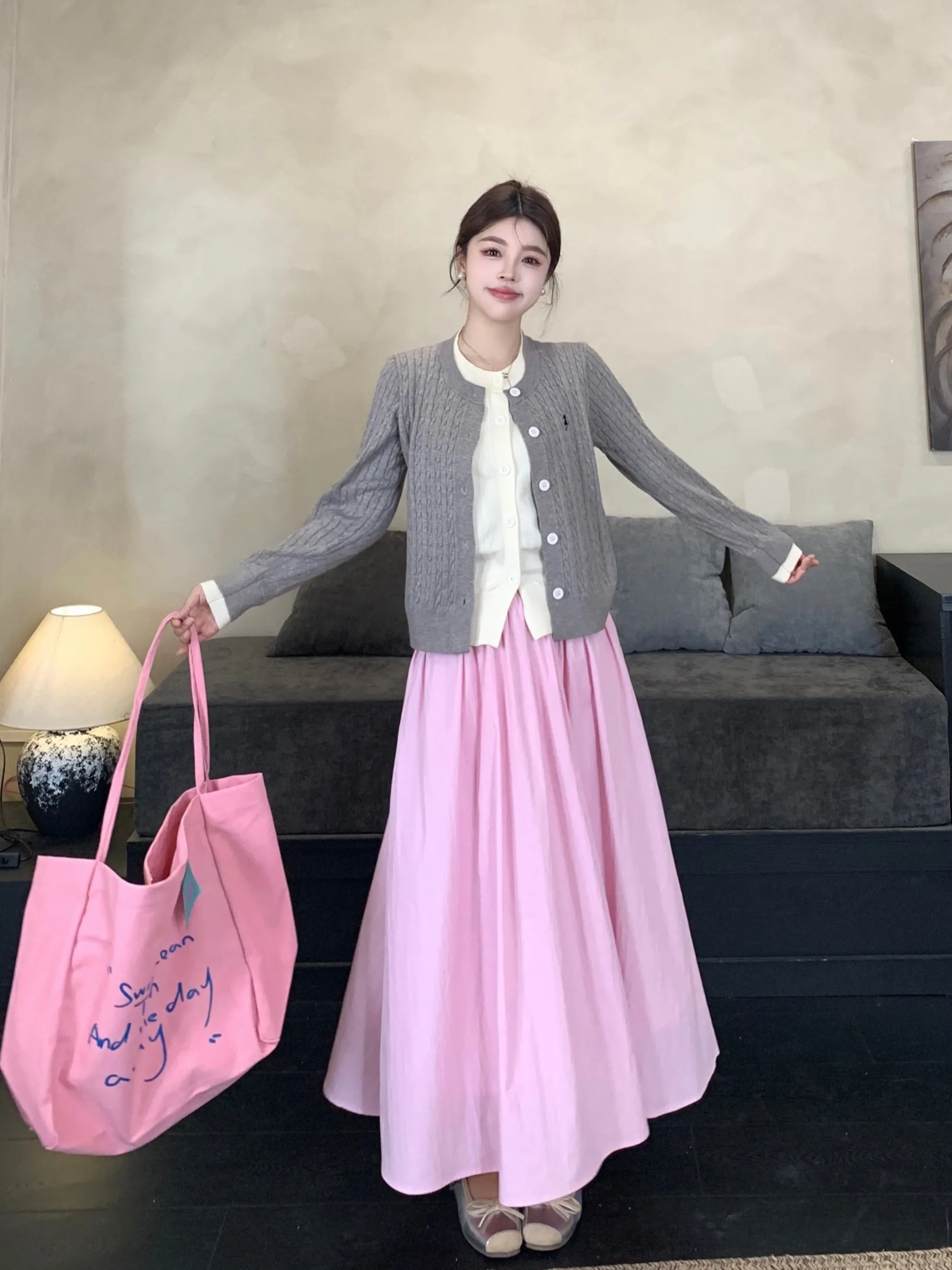 

plus Size Knitted Sweater And High Waist Skirt Set Women's Autumn Faion Soft Sle Two-Piece Embroidered Sweater Set