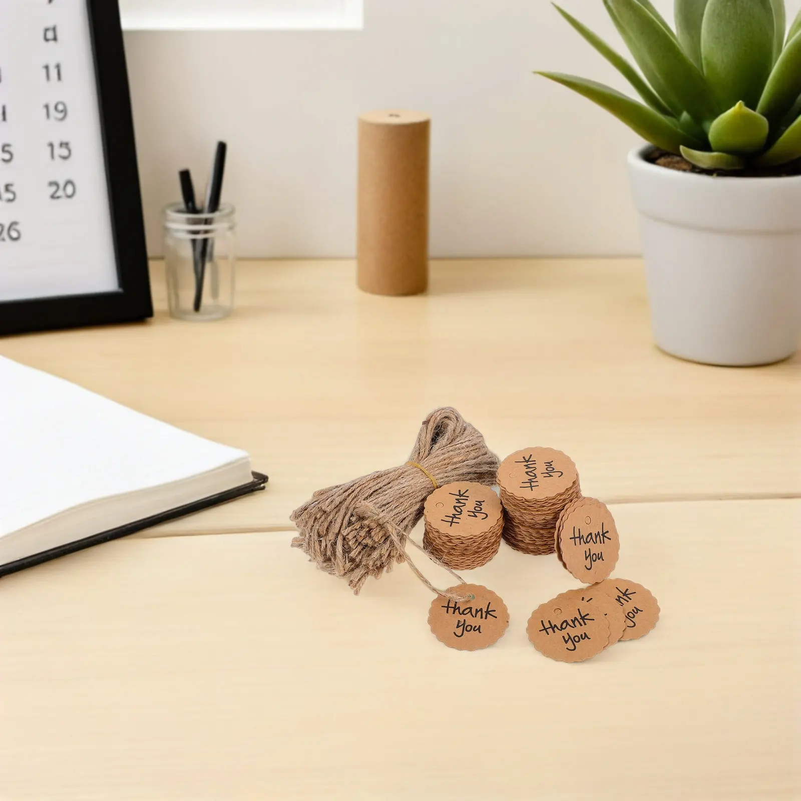 100Pcs Brown Round Craft Paper Tags Scalloped Edges 4Cm Diameter 20Cm Binding String for Wedding Favor Gift Thank