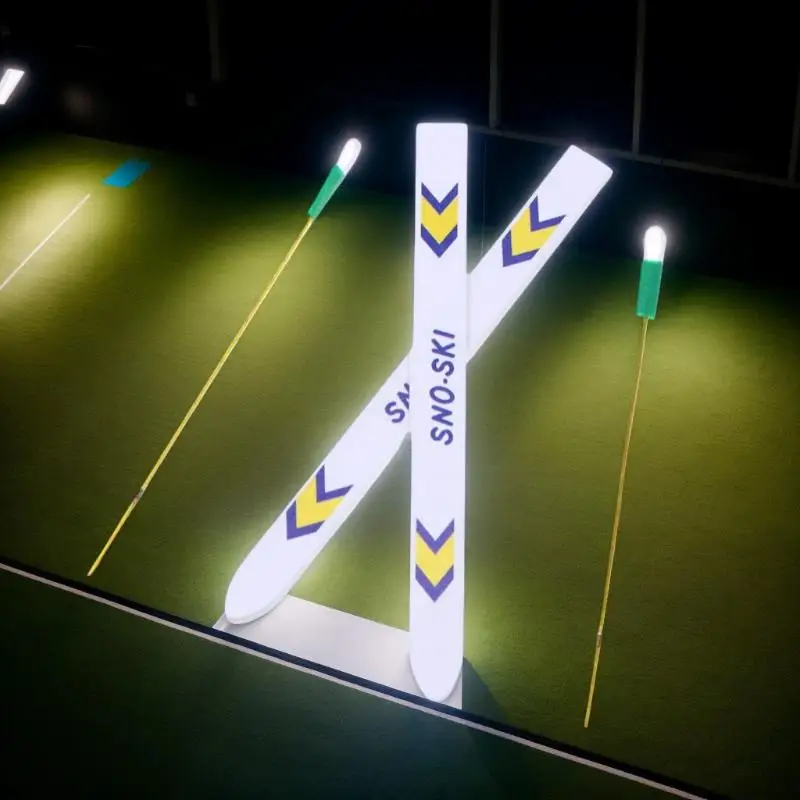 Miniature Wooden Ski Board Set; Dollhouse Christmas Scene Decor; Children's Play Toy; Dolls House Xmas Gifts