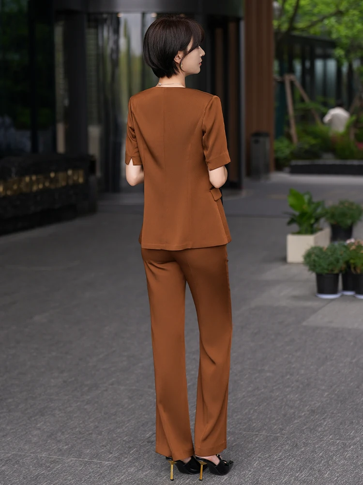 Schickes Kurzarm-Anzug-Set für Damen, professionelles Interview-Outfit, Frühling/Sommer, formelle Arbeitskleidung, Jacke und Hose im Ensemble.