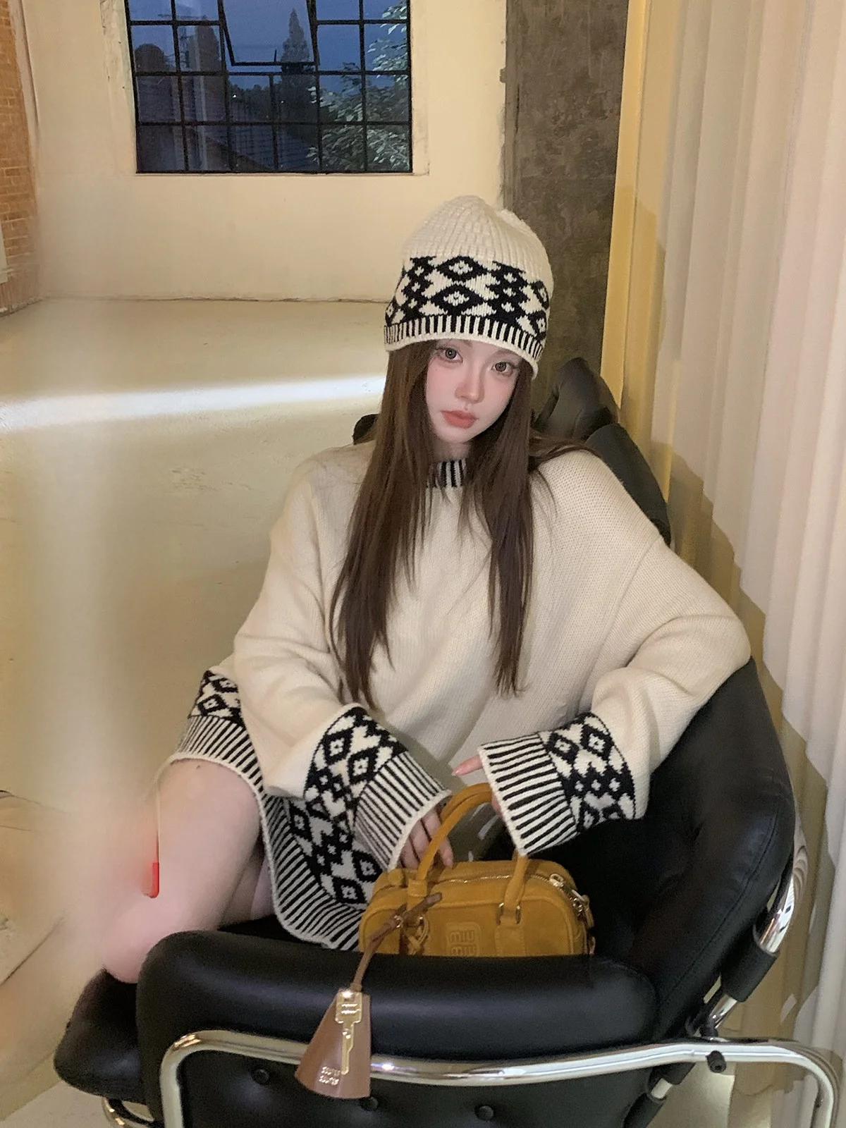 

Женский теплый шерстяной свитер крупной вязки с круглым вырезом, узором в ромбы и цветовыми блоками, осенне-зимний, для повседневной носки