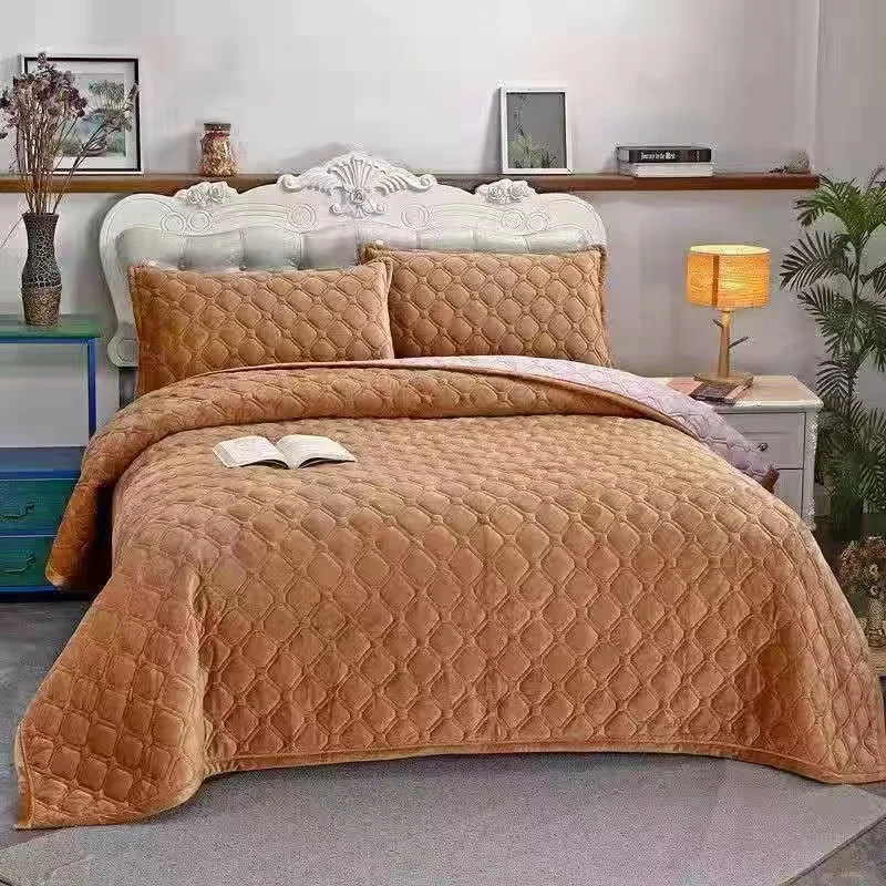 Capa de cama acolchoada de veludo macio, cor sólida, cobertor curto de pelúcia, toalha de sofá, king queen size, lençol antiderrapante, 270x230cm