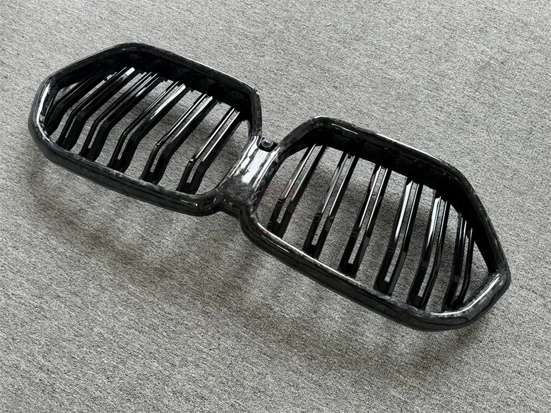 

Решетка переднего бампера из кованого углеродного волокна для обновления BMW X6 G06