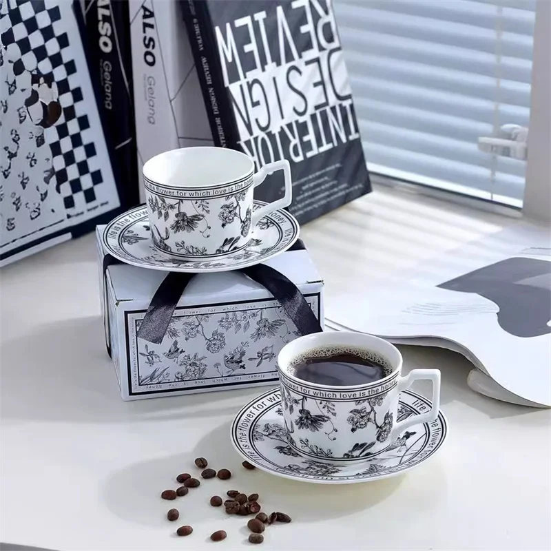 Vintage Elegant Cer…